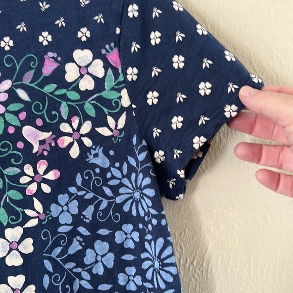 Lucky Brand short sleeve navy tshirt flower design size L - Picture 5 of 13